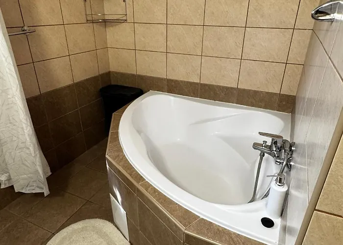 Silver Apartman *